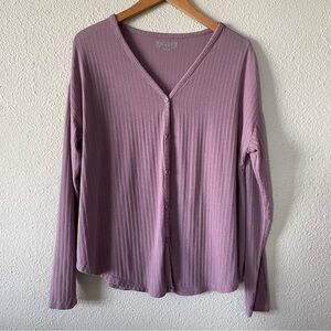 Mudd V-Neck Ribbed Top Women’s M Dusty Purple Button Up Long Sleeve Shirt